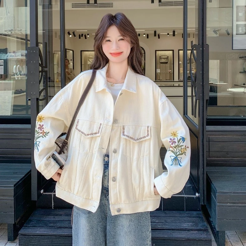 2025 Autumn New Arrival Loose Fit Embroidered Denim Jacket Sweet Casual Stylish Workwear Style Women's Top
2025 Autumn New Arrival Loose Fit Embroidered Denim Jacket Sweet Casual Stylish Workwear Style Women's Top