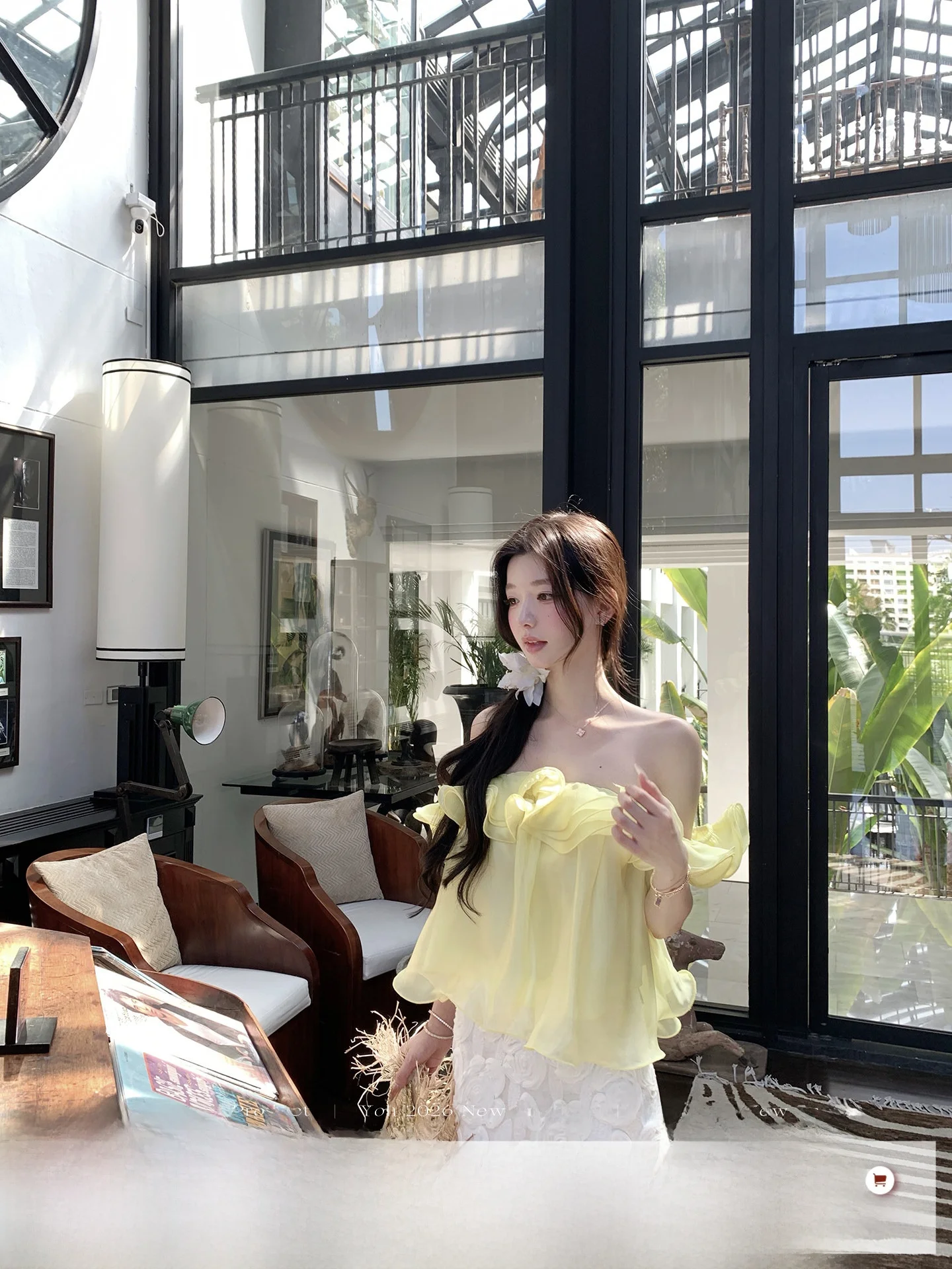 Yellow Lace Trim Loose Fit Shoulder Bared Shirts Women's Spring Summer Elegant Style Polyester Fiber Casual Wear
Yellow Lace Trim Loose Fit Shoulder Bared Shirts Women's Spring Summer Elegant Style Polyester Fiber Casual Wear