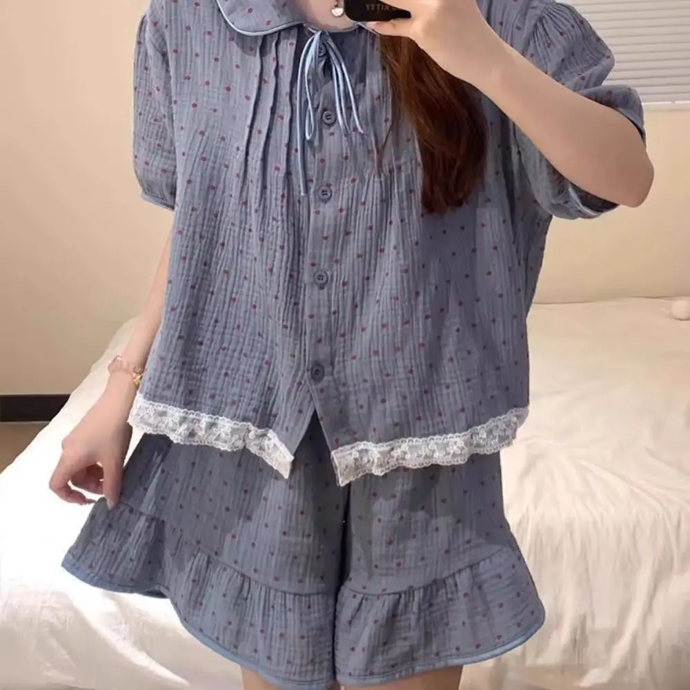 French Style Dot Sweet Pajamas Set O Neck Loose Short Sleeve Nightwear Home Wear Suit Lace Ruffle 2 Pieces Sleepwear Indoor
French Style Dot Sweet Pajamas Set O Neck Loose Short Sleeve Nightwear Home Wear Suit Lace Ruffle 2 Pieces Sleepwear Indoor