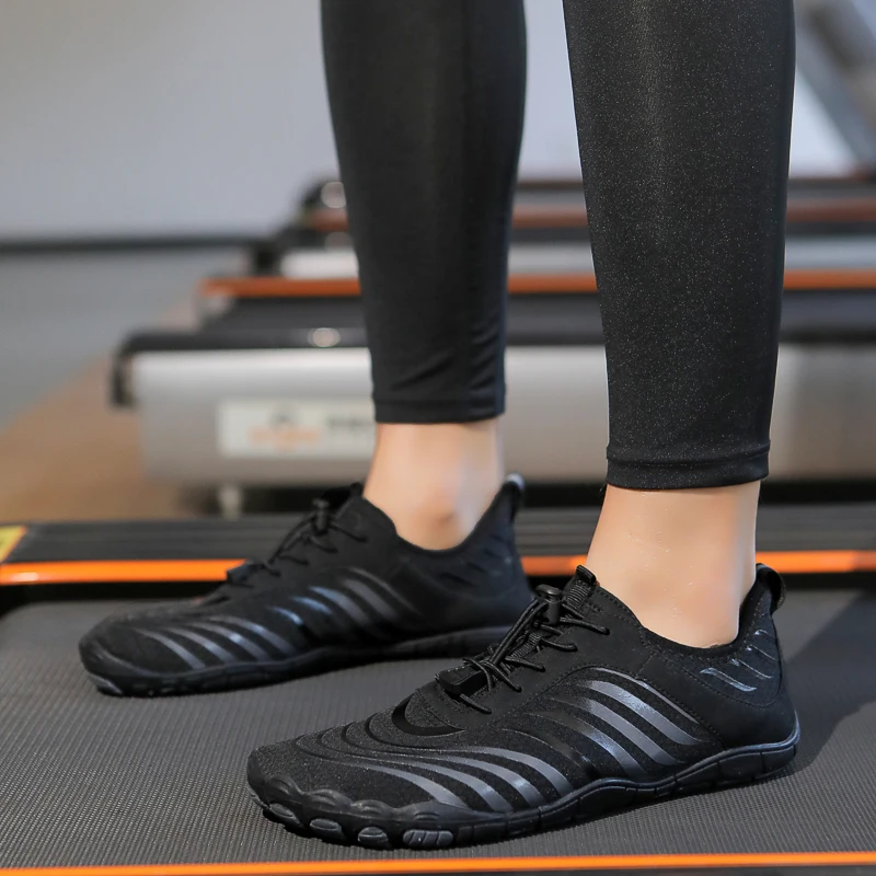 Быстросохнущая мужская обувь для воды для босиком, пляжная обувь, мужская дышащая спортивная обувь, быстросохнущие кроссовки для плавания, противоскользящие в воде 
Быстросохнущая мужская обувь для воды для босиком, пляжная обувь, мужская дышащая спортивная обувь, быстросохнущие кроссовки для плавания, противоскользящие в воде