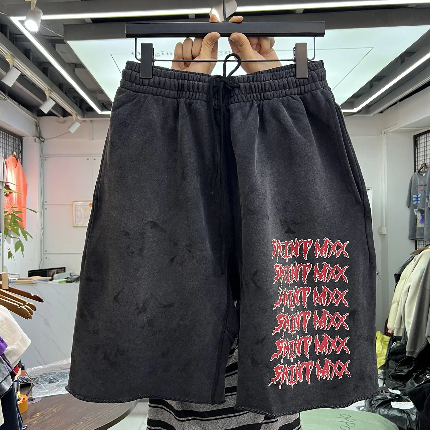 Retro Washed American Street Letter Print Shorts Loose Cuffed Shorts Cotton Polyester Blend Comfortable Summer Fashion Men's ...
Retro Washed American Street Letter Print Shorts Loose Cuffed Shorts Cotton Polyester Blend Comfortable Summer Fashion Men's ...