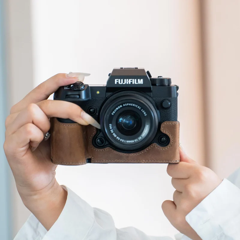 Handmade leather camera protective case for FUJI XH2/XH2S protective case retro camera case leather case
Handmade leather camera protective case for FUJI XH2/XH2S protective case retro camera case leather case