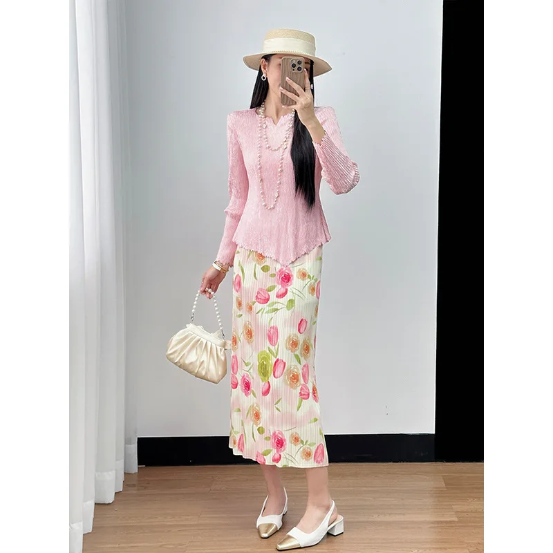 Miyake 2025 летняя новая модная повседневная дизайнерская свободная рубашка большого размера, универсальная простая темпераментная рубашка с длинными рукавами, женские топы
Miyake 2025 летняя новая модная повседневная дизайнерская свободная рубашка большого размера, универсальная простая темпераментная рубашка с длинными рукавами, женские топы