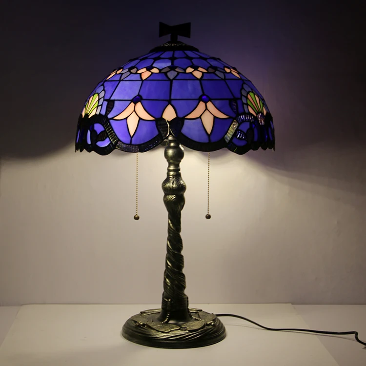 16-дюймовая фиолетовая настольная лампа в стиле барокко, витражная, ретро, прикроватная, с мозаичным основанием в виде витража
16-дюймовая фиолетовая настольная лампа в стиле барокко, витражная, ретро, прикроватная, с мозаичным основанием в виде витража