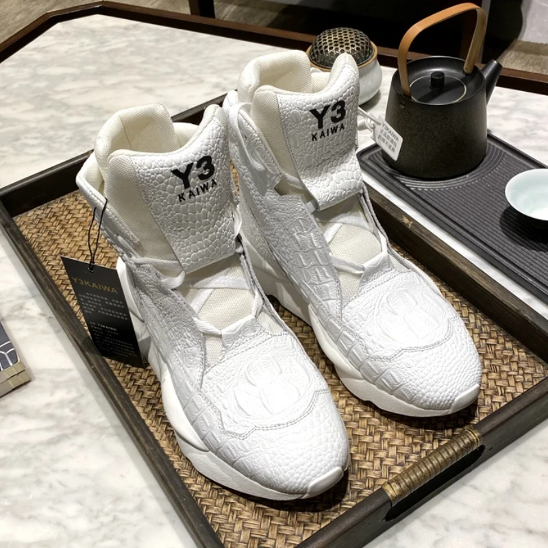 Y3KAIWA Men Luxury Fashioner Shoes Women Sneakers Outdoor High-top Casual Sports Shoes Genuine Leather Thick Sole Ankle Boots
Y3KAIWA Men Luxury Fashioner Shoes Women Sneakers Outdoor High-top Casual Sports Shoes Genuine Leather Thick Sole Ankle Boots