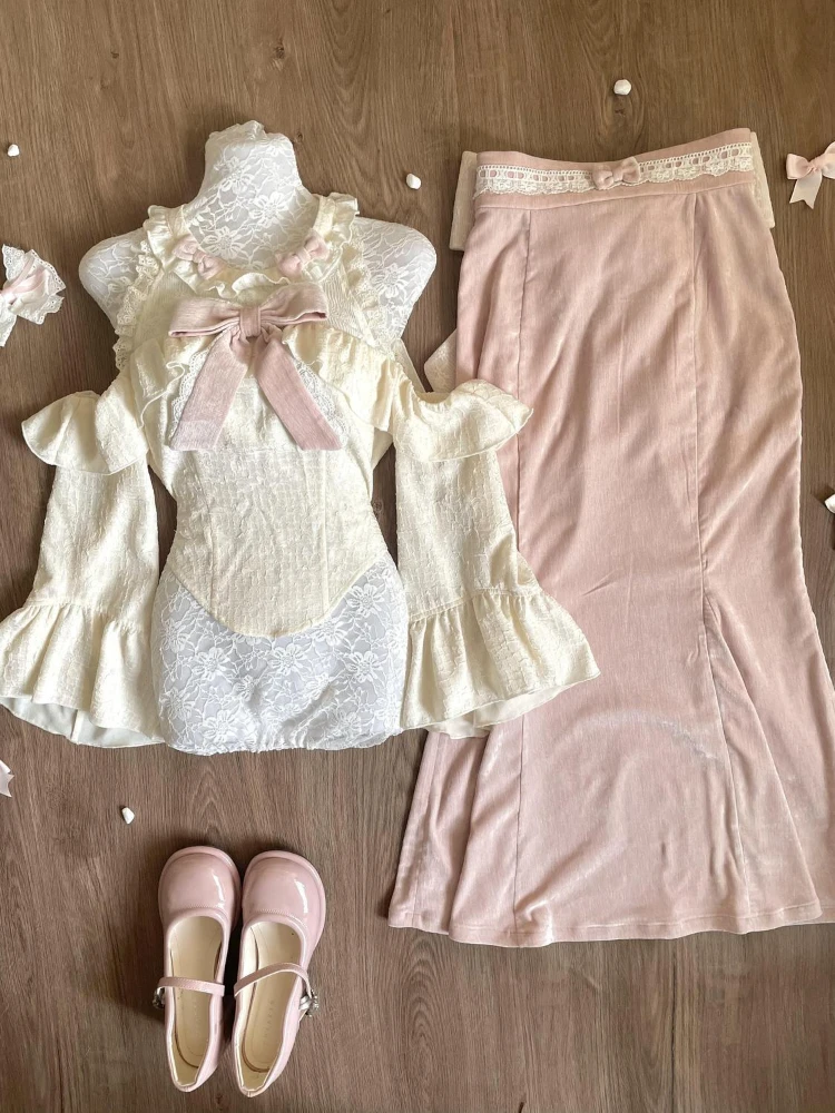 New Sweet Fashion Skirts Suit Women Lace Bow Off-the-Shoulder Top + High Waist Skirts Japanese Slim Kawaii Y2k 2 Piece Sets 2025
New Sweet Fashion Skirts Suit Women Lace Bow Off-the-Shoulder Top + High Waist Skirts Japanese Slim Kawaii Y2k 2 Piece Sets 2025