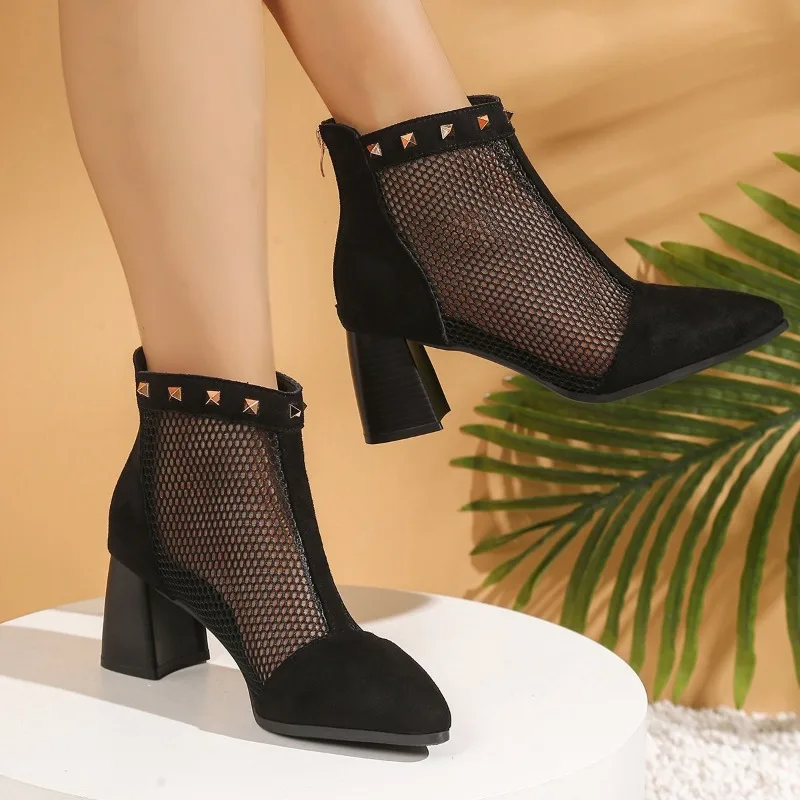 Новинка лета 2025 года, модные сетчатые крутые туфли с тонким полым носком, женская удобная обувь Женская Обувь
Новинка лета 2025 года, модные сетчатые крутые туфли с тонким полым носком, женская удобная обувь Женская Обувь