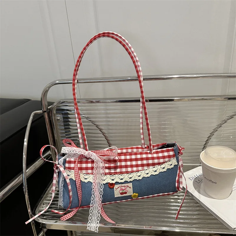 New Lace Plaid Versatile Shoulder Bag Handbag Underarm Bag With Large Capacity
New Lace Plaid Versatile Shoulder Bag Handbag Underarm Bag With Large Capacity