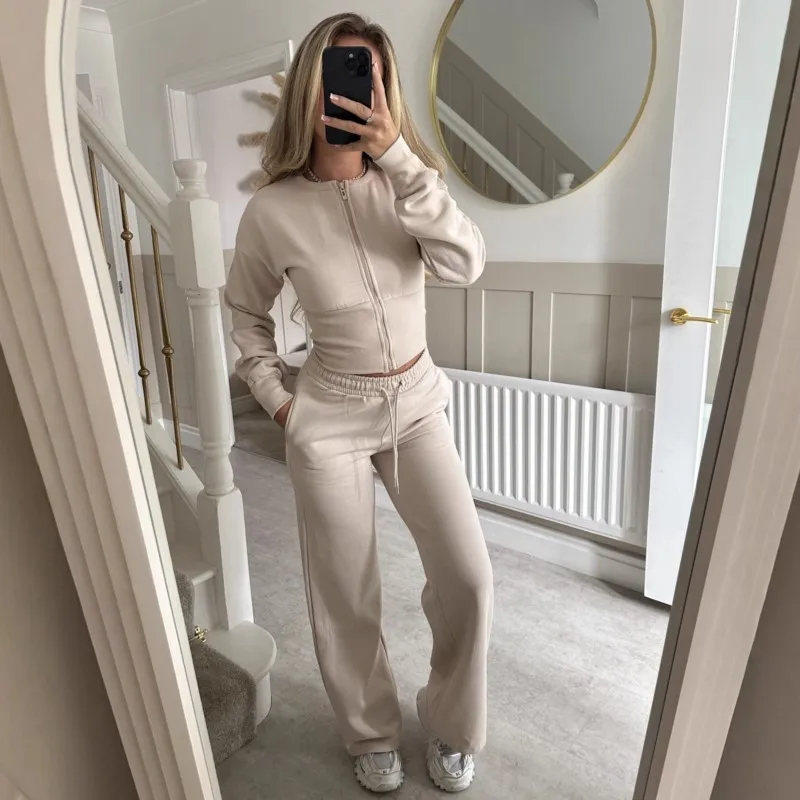 Сплошной цвет Толстовка Прямые брюки Женский комплект Куртки на молнии с круглым вырезом Длинные брюки с высокой талией Повседневные универсальные женские новые комплекты
Сплошной цвет Толстовка Прямые брюки Женский комплект Куртки на молнии с круглым вырезом Длинные брюки с высокой талией Повседневные универсальные женские новые комплекты
