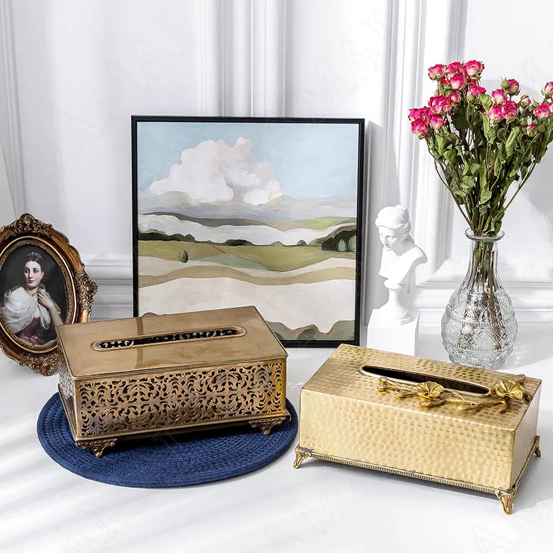 Light Luxury Brass Tissue Box Bedroom Creativity Ornament Living Room Desktop Hollow Relief Tissues Organizer Home Decoration
Light Luxury Brass Tissue Box Bedroom Creativity Ornament Living Room Desktop Hollow Relief Tissues Organizer Home Decoration