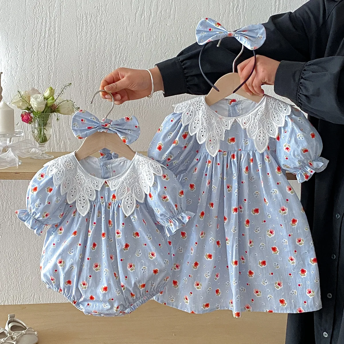 2026 Summer Baby Bodysuit & Toddler Girl Dress Set Floral Lace Collar Bubble Sleeve Matching Sibling Outfits for Newborn 0-8Y
2026 Summer Baby Bodysuit & Toddler Girl Dress Set Floral Lace Collar Bubble Sleeve Matching Sibling Outfits for Newborn 0-8Y