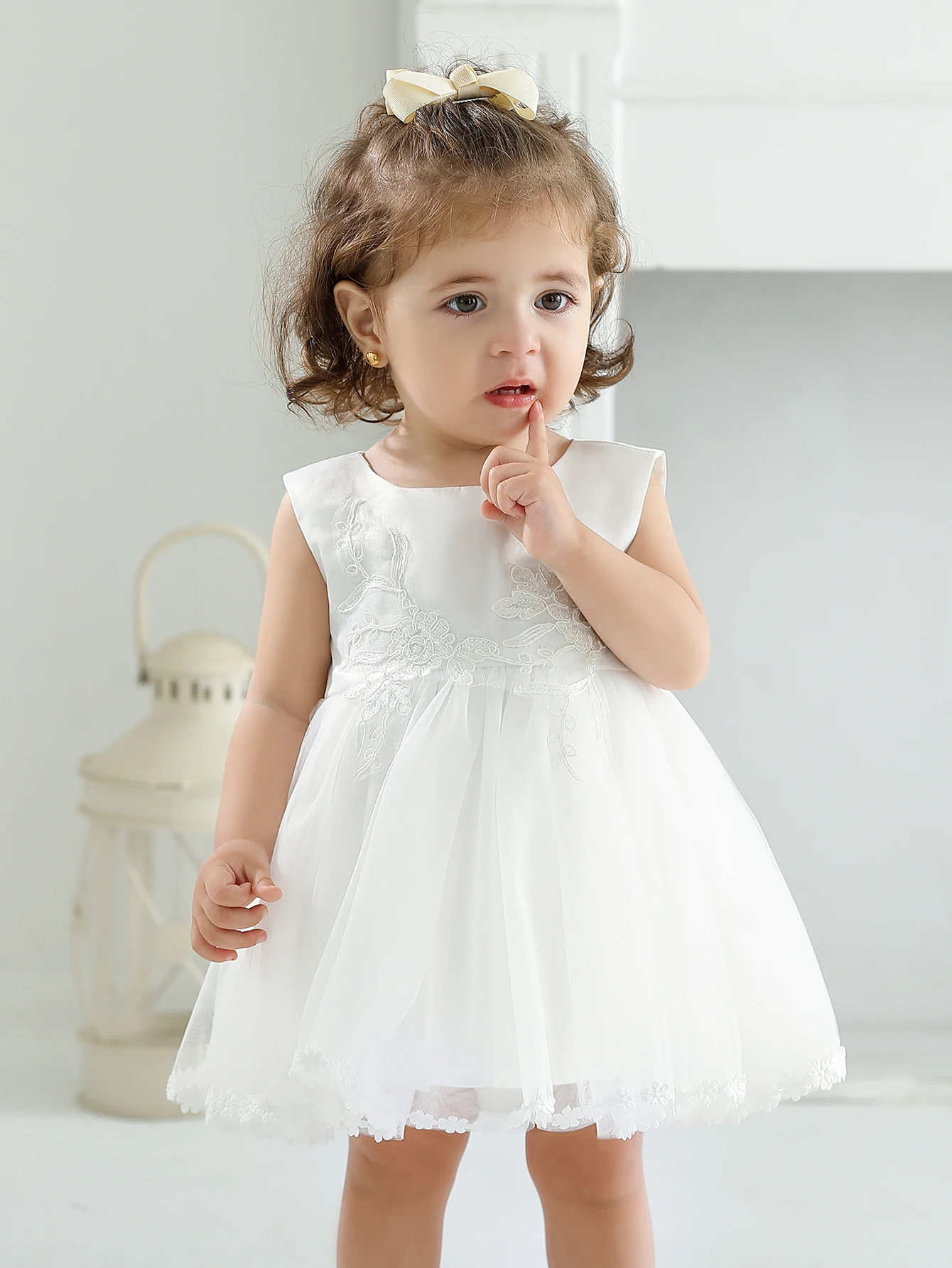 Suitable For Baby Girls Aged 0-2 White Embroidered Baptismal Dress Suitable For Weddings And Floral Birthday Occasions
Suitable For Baby Girls Aged 0-2 White Embroidered Baptismal Dress Suitable For Weddings And Floral Birthday Occasions