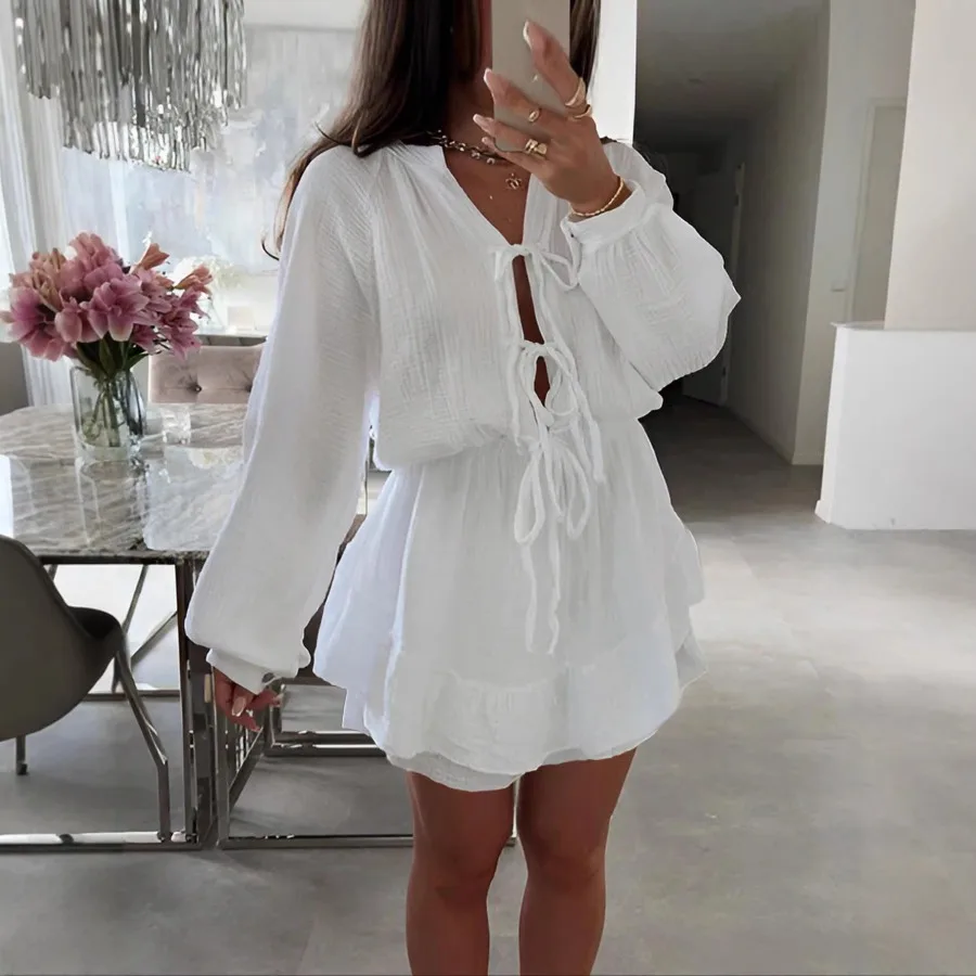 【New style】Europe and America - women's clothing solid color lace cardigan round collar lantern sleeves high-rise dress fashio
【New style】Europe and America - women's clothing solid color lace cardigan round collar lantern sleeves high-rise dress fashio