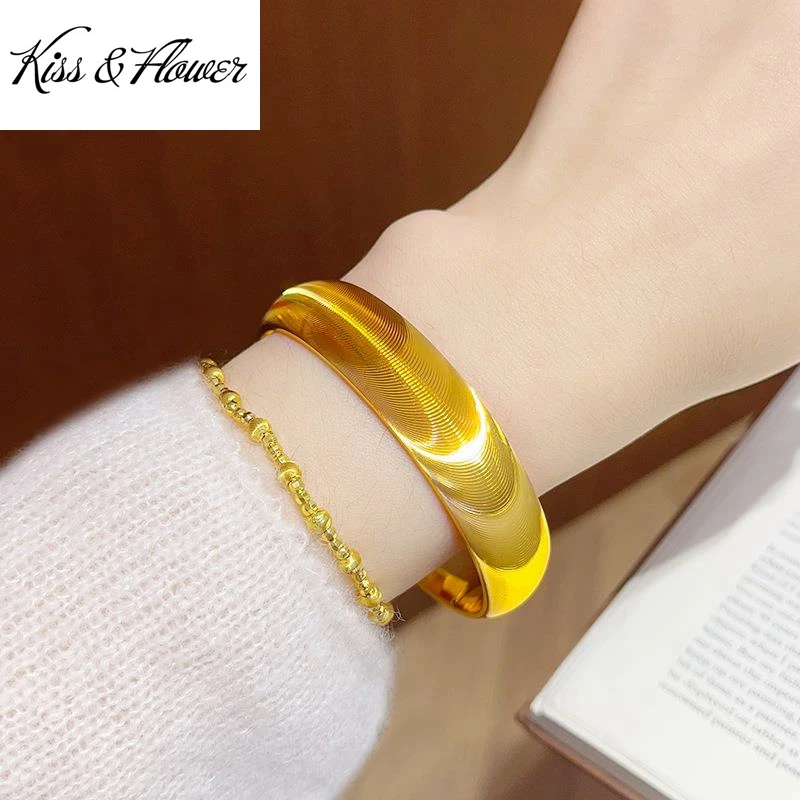 KISS&FLOWER 24KT Gold Shiny 12mm Bangle Bracelets For Women Wedding Party Birthday Christmas Bride Mother Girl Lady Gifts BR393
KISS&FLOWER 24KT Gold Shiny 12mm Bangle Bracelets For Women Wedding Party Birthday Christmas Bride Mother Girl Lady Gifts BR393