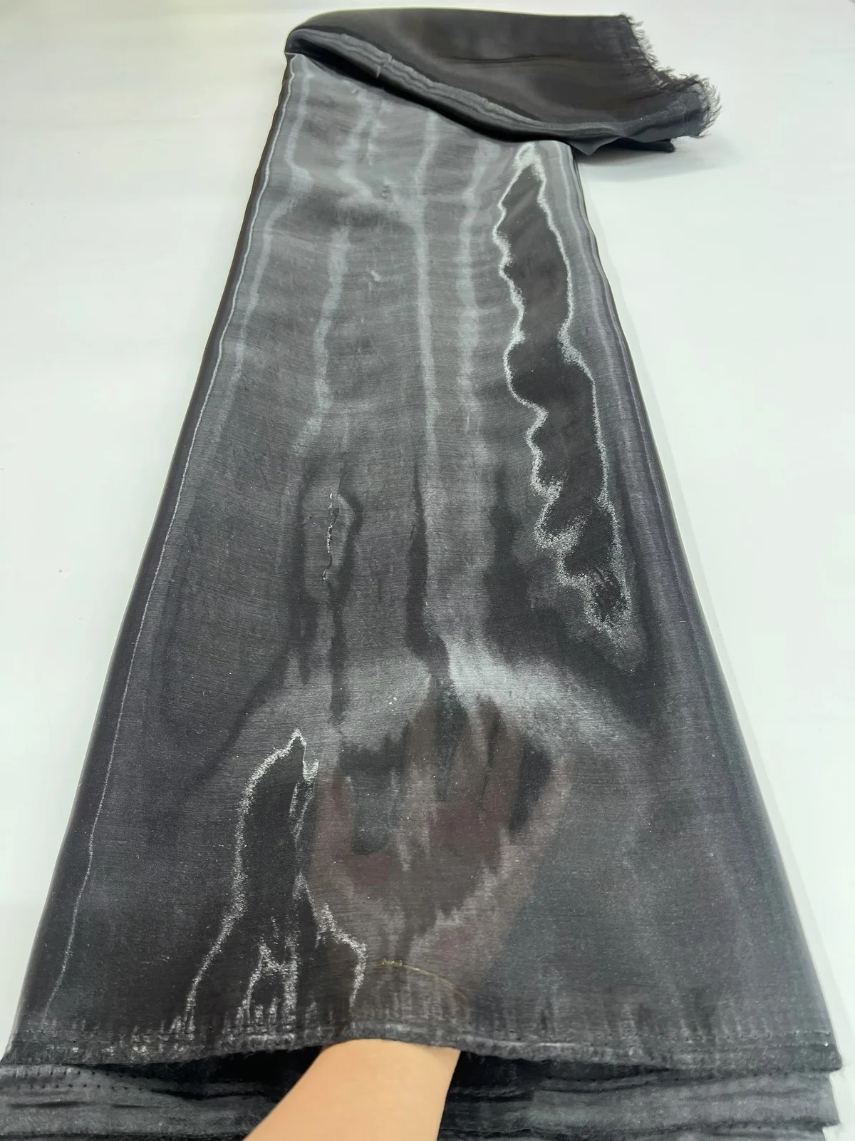 Новый стиль, серая французская тюлевая кружевная ткань, 2024, высокое качество, африканская нигерийская кружевная ткань для женщин, праздничное платье, сделай сам, шить KR25149
Новый стиль, серая французская тюлевая кружевная ткань, 2024, высокое качество, африканская нигерийская кружевная ткань для женщин, праздничное платье, сделай сам, шить KR25149