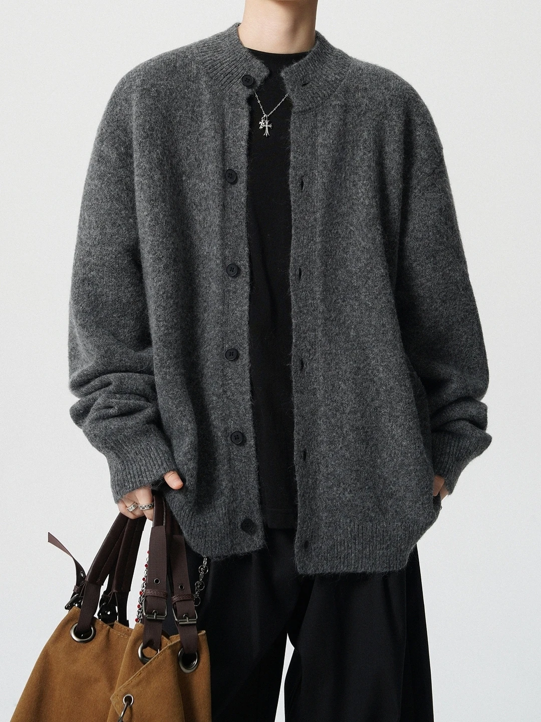 American High Street Lazy Style Stand Collar Open Cardigan Sweater Men's Style 2025 Autumn Winter Trend Vintage Versatile Kni...
American High Street Lazy Style Stand Collar Open Cardigan Sweater Men's Style 2025 Autumn Winter Trend Vintage Versatile Kni...
