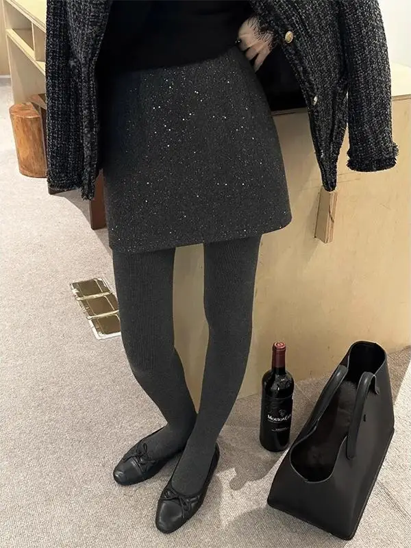 Spring 2026 High Waist A-Line Skirt Women's Shiny Versatile Anti-Light Half-length Skirt Commute Style Korean Version
Spring 2026 High Waist A-Line Skirt Women's Shiny Versatile Anti-Light Half-length Skirt Commute Style Korean Version