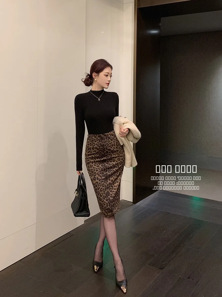 High Waist Suede Leopard Print Bodycon Skirt Women's Autumn Winter Straight Cut Sexy Sle Ci Commute Casual Par Work Date
High Waist Suede Leopard Print Bodycon Skirt Women's Autumn Winter Straight Cut Sexy Sle Ci Commute Casual Par Work Date