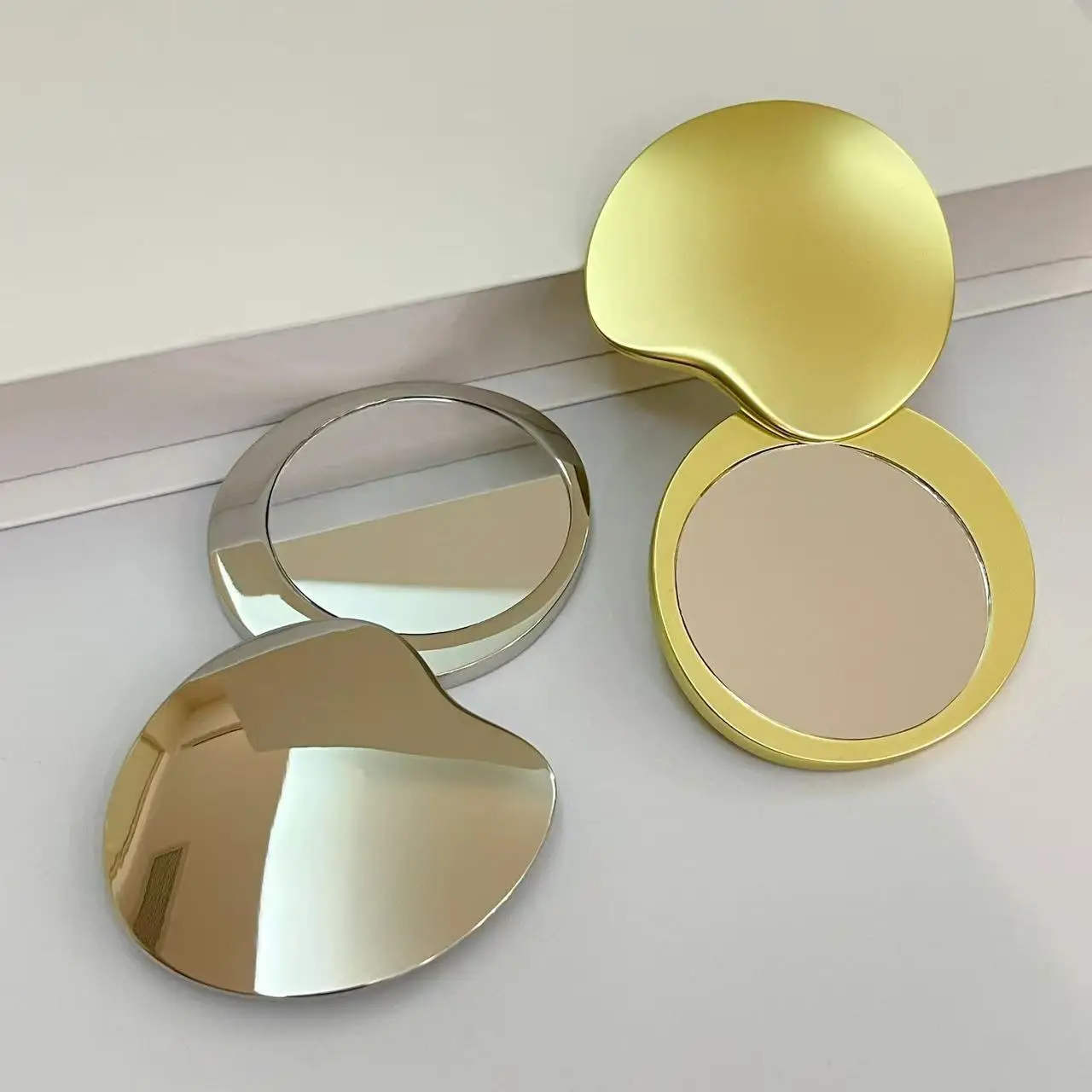 Mini Metal Travel Mirror, Portable Compact for Women, Small Foldable Touch Up Mirror for Purse
Mini Metal Travel Mirror, Portable Compact for Women, Small Foldable Touch Up Mirror for Purse