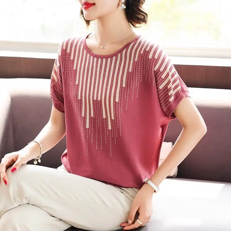 Fashion V-Neck Spliced Striped Batwing Sleeve Blouses Women's Clothing 2025 Summer New Loose All-match Tops Commuter Shirts
Fashion V-Neck Spliced Striped Batwing Sleeve Blouses Women's Clothing 2025 Summer New Loose All-match Tops Commuter Shirts