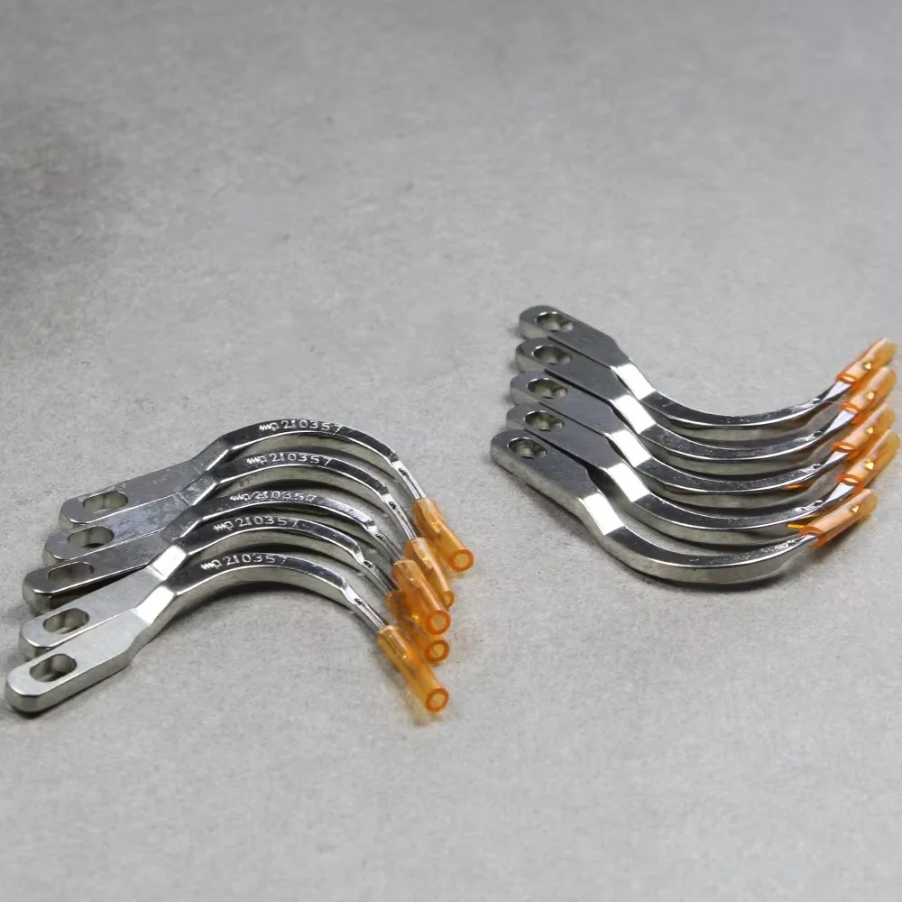 Chain Stitch Looper 210357 for PEGASUS E32 Chain Looper 211168 for PEGASUS L32 Sewing Machine Parts
Chain Stitch Looper 210357 for PEGASUS E32 Chain Looper 211168 for PEGASUS L32 Sewing Machine Parts