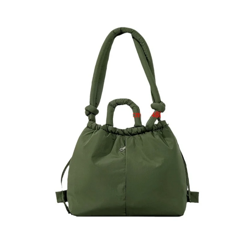 Nylon drawstring backpack, large-capacity lightweight two-in-one shoulder bag, soft padded handbag
Nylon drawstring backpack, large-capacity lightweight two-in-one shoulder bag, soft padded handbag
