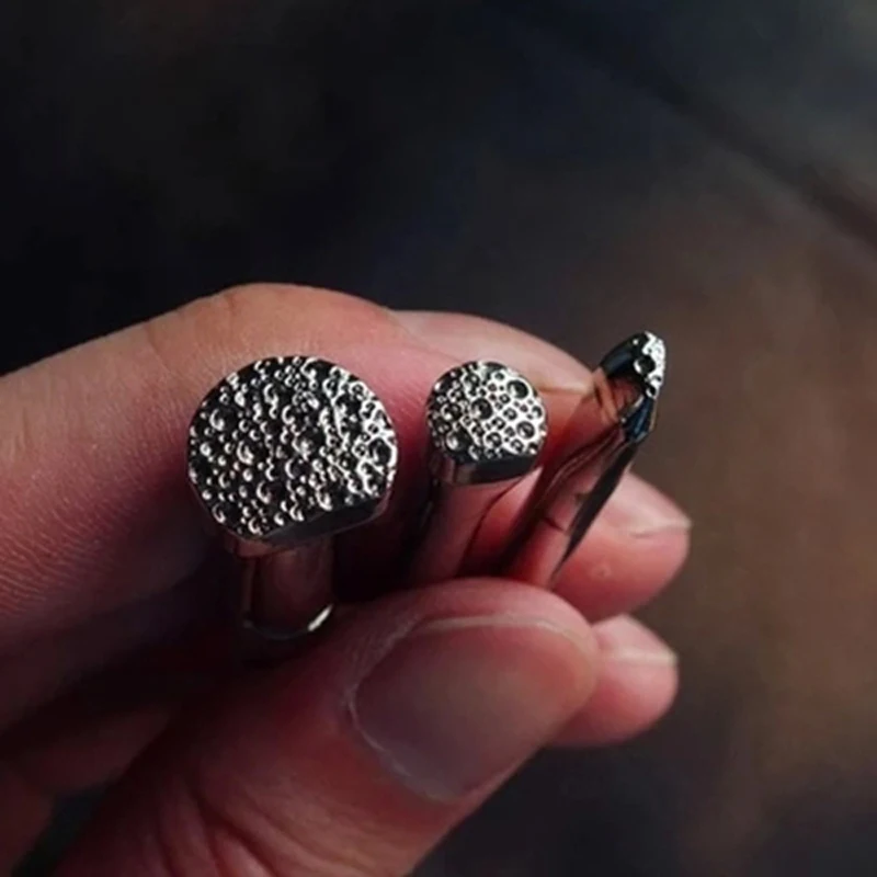 Инструмент для штамповки кожи, текстурный пресс для рукоделия из кожи, штамп из сплава LS.PA003 PA004 PA005, для начинающих
Инструмент для штамповки кожи, текстурный пресс для рукоделия из кожи, штамп из сплава LS.PA003 PA004 PA005, для начинающих