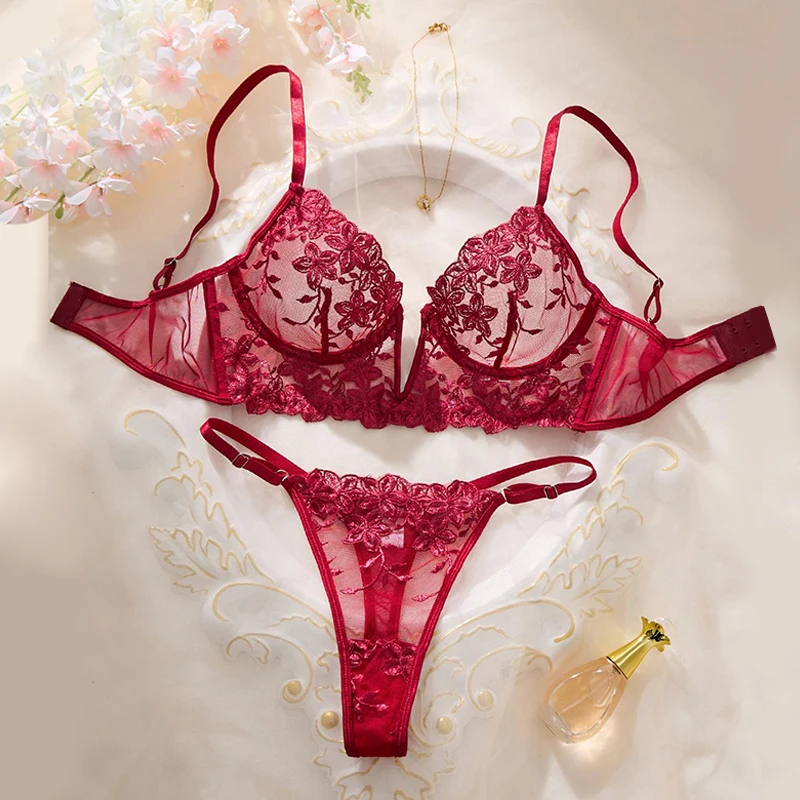 Sexy Lingerie Red Mesh Bra and Panty Set Floral Embroidery Transparent Underwear Women 3-Point Erotic Set Romantic Hot Lingerie
Sexy Lingerie Red Mesh Bra and Panty Set Floral Embroidery Transparent Underwear Women 3-Point Erotic Set Romantic Hot Lingerie