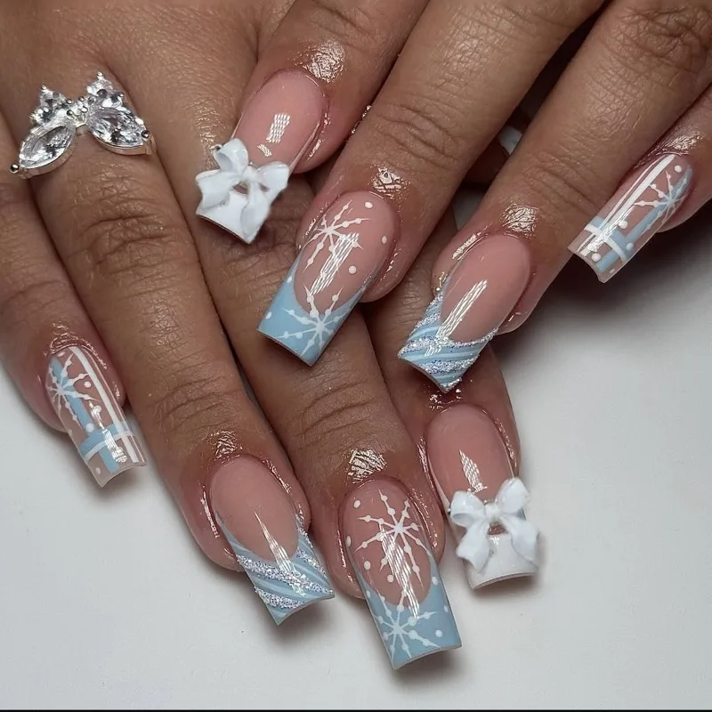 24PCS French False Nails Blue Snowflake Bow Christmas Series Autumn Winter Press on Nails Elegant Festival Party Theme Fake Nail
24PCS French False Nails Blue Snowflake Bow Christmas Series Autumn Winter Press on Nails Elegant Festival Party Theme Fake Nail