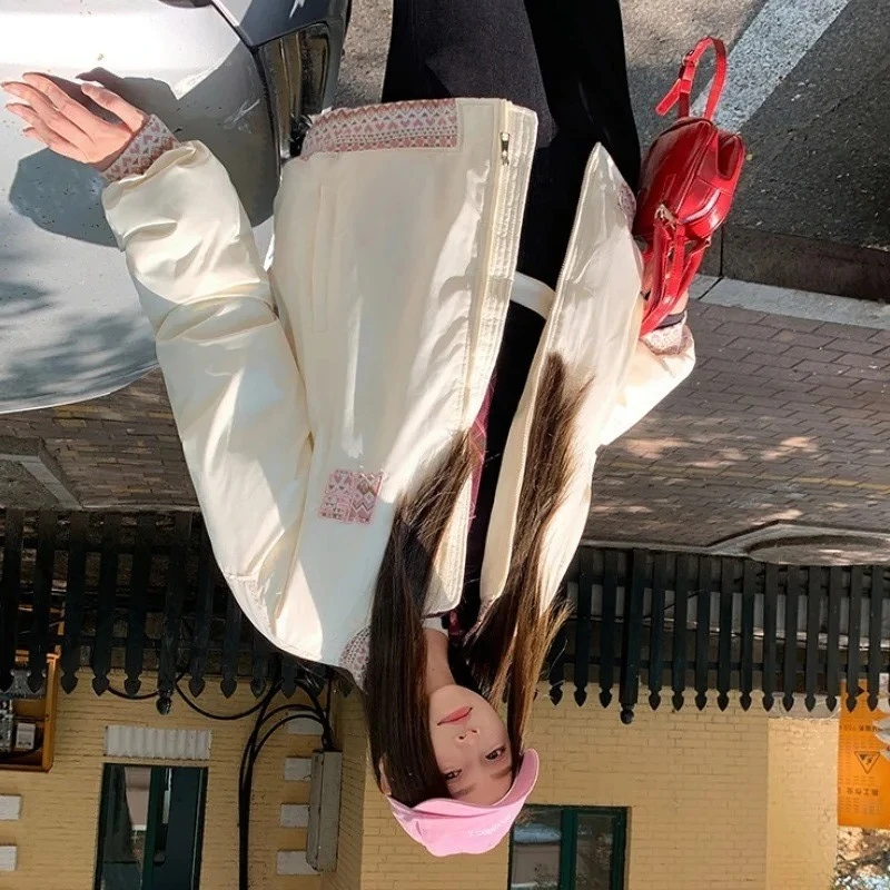 Autumn/Winter New Ethnic Style Jacquard Patchwork Quilted Thick Couple's Baseball Jacket Design Oversized Jacket Clothes Women
Autumn/Winter New Ethnic Style Jacquard Patchwork Quilted Thick Couple's Baseball Jacket Design Oversized Jacket Clothes Women