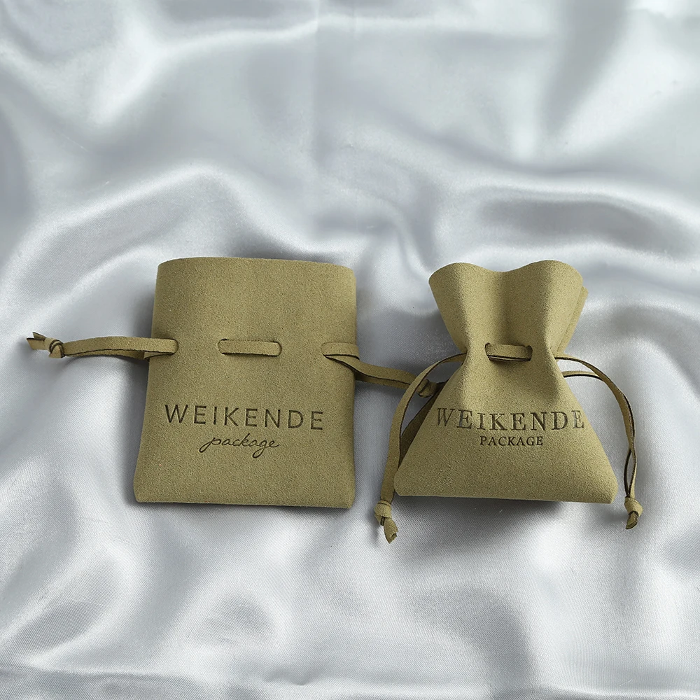 Wholesale Microfiber Drawstring Jewelry Gift Bag Custom for Necklace Packaging Wedding Pouches Velvet Jewelry Organizer Storage
Wholesale Microfiber Drawstring Jewelry Gift Bag Custom for Necklace Packaging Wedding Pouches Velvet Jewelry Organizer Storage