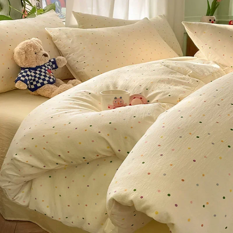 Ins Style Double-Layer Yarn Bedding Set Small Floral Print Super Soft Duvet Cover Kits Single Bed Bedclothes for All Seasons
Ins Style Double-Layer Yarn Bedding Set Small Floral Print Super Soft Duvet Cover Kits Single Bed Bedclothes for All Seasons