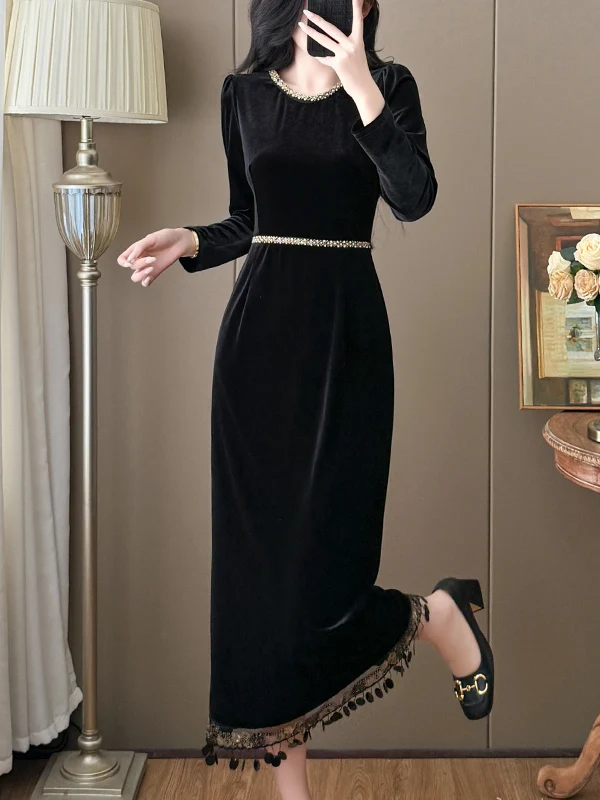 Elegant Black Velvet Long Dress Women's Fashionable High Waist Ball Gown Suitable for Important Occasions And Autumn Winter
Elegant Black Velvet Long Dress Women's Fashionable High Waist Ball Gown Suitable for Important Occasions And Autumn Winter