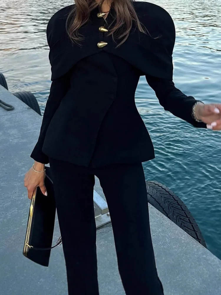 Casual Long Sleeve Office Outercoats Elegant Stand Collar Solid Luxury Coats Women Fashion Commuting Button Design Slim Jackets
Casual Long Sleeve Office Outercoats Elegant Stand Collar Solid Luxury Coats Women Fashion Commuting Button Design Slim Jackets