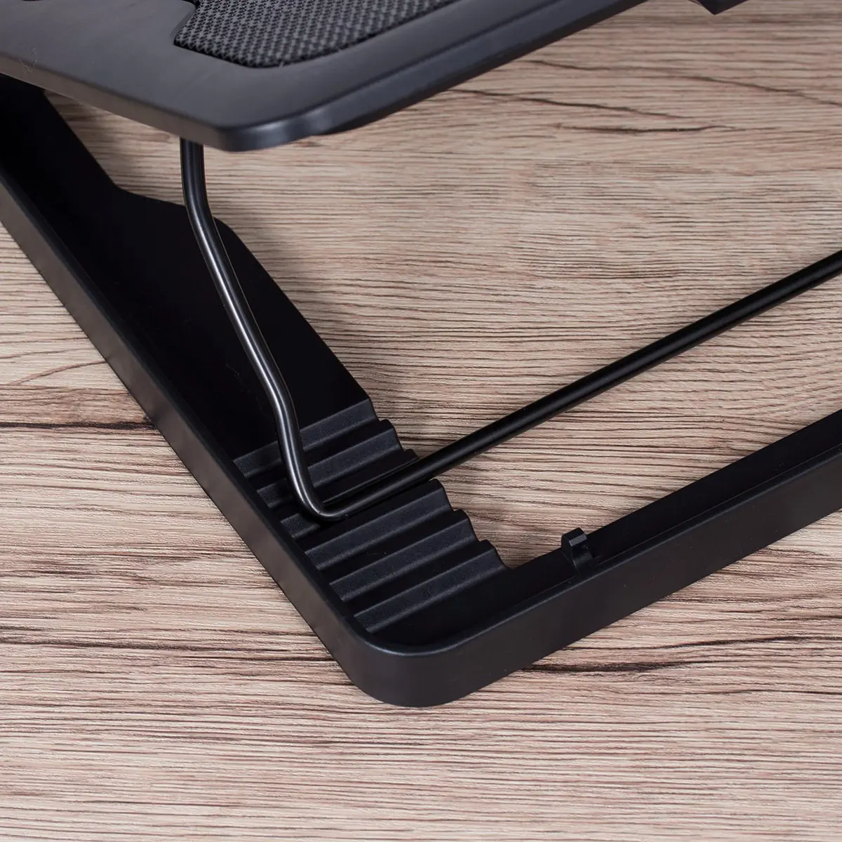 5-Fan Laptop Cooling Pad Notebook Cooler USB Powered Portable Stand for Enhanced Heat Dissipation Quiet Operation
5-Fan Laptop Cooling Pad Notebook Cooler USB Powered Portable Stand for Enhanced Heat Dissipation Quiet Operation