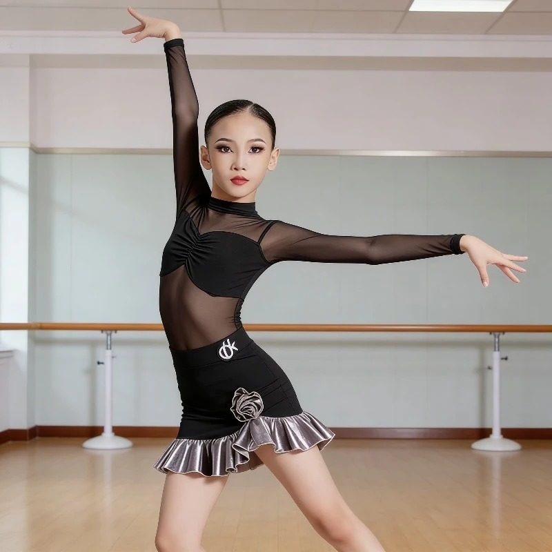 2026 New Girls Black Mesh Latin Dance Dress Children Autumn Winter Professional Practice Wear Performance Accessories Dance Wear
2026 New Girls Black Mesh Latin Dance Dress Children Autumn Winter Professional Practice Wear Performance Accessories Dance Wear