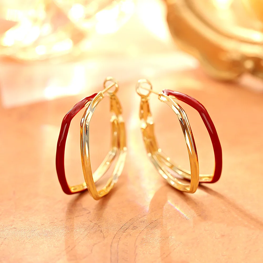 Golden Geometric Double Layer Hoop Earrings Retro Oil Drop Square Silver Needle Studs Fashion Personalized Earrings
Golden Geometric Double Layer Hoop Earrings Retro Oil Drop Square Silver Needle Studs Fashion Personalized Earrings