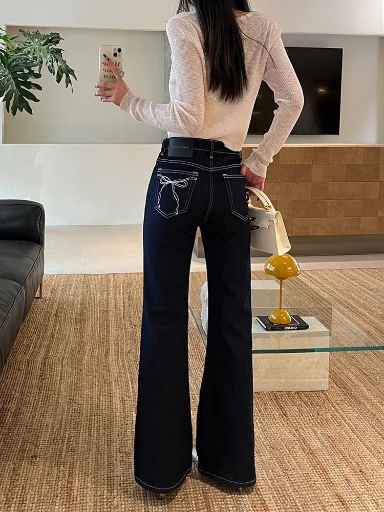 Spring Edition Women's High Waist Bell Bottom Denim Jeans Embroidered Knot Straight Leg Stretchy Cotton Blend
Spring Edition Women's High Waist Bell Bottom Denim Jeans Embroidered Knot Straight Leg Stretchy Cotton Blend