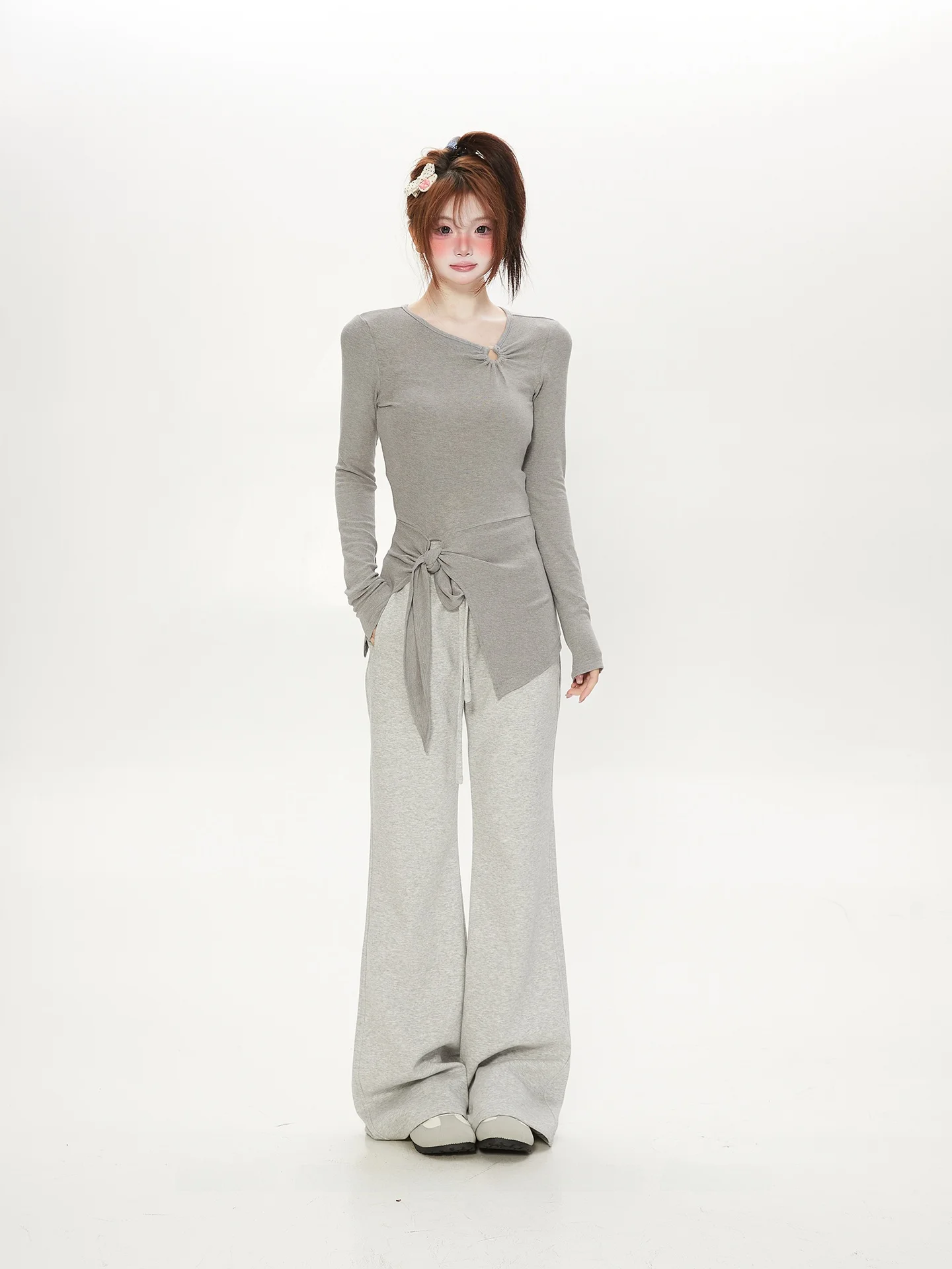 Slimming Long Sve T-irt Women's Spring Autumn Pure Color Commute Sle Uneven Hem Waist Cinching Dance Top with Knot
Slimming Long Sve T-irt Women's Spring Autumn Pure Color Commute Sle Uneven Hem Waist Cinching Dance Top with Knot