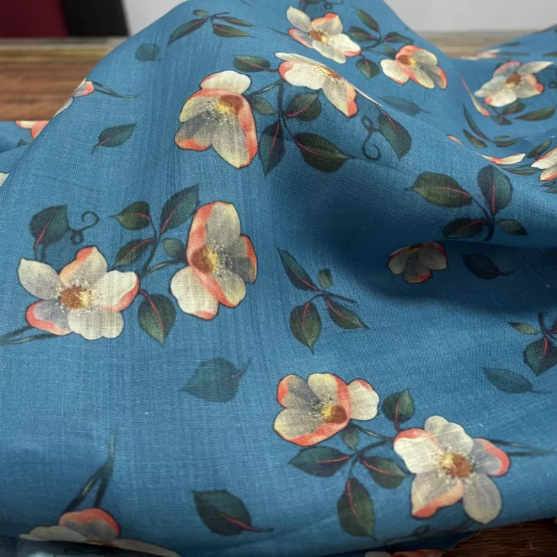 50×138 cm printed pure ramie fabric, suitable for making breathable summer clothing such as shirts, dresses, and cheongsams.
50×138 cm printed pure ramie fabric, suitable for making breathable summer clothing such as shirts, dresses, and cheongsams.