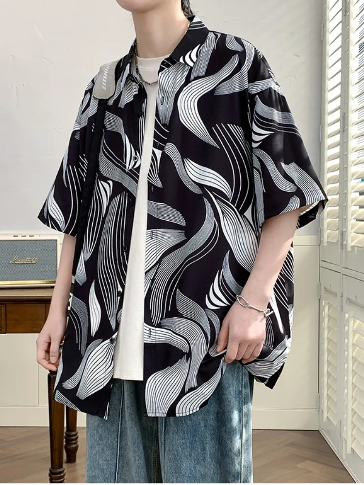 Мужская летняя рубашка из ледяного шелка с цветочным принтом, тонкая, свободного кроя, с коротким рукавом, дышащая, модная, брендовая, трендовая верхняя одежда для молодежи.
Мужская летняя рубашка из ледяного шелка с цветочным принтом, тонкая, свободного кроя, с коротким рукавом, дышащая, модная, брендовая, трендовая верхняя одежда для молодежи.