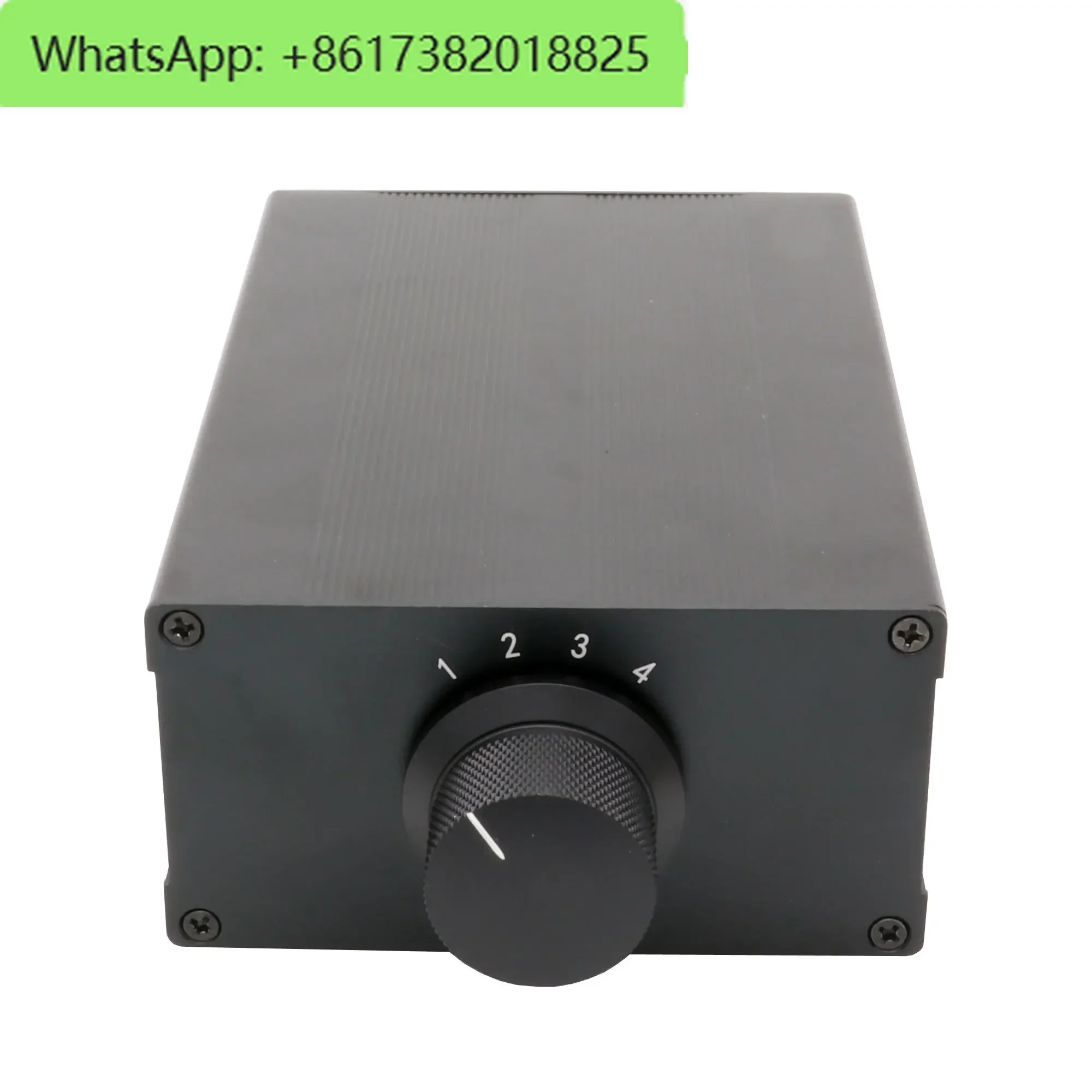 1PC Machined Full Aluminum Audio Source Selector Switcher Converter HiFi Sound Output Splitter RCA CD Player Turntable TV DVD
1PC Machined Full Aluminum Audio Source Selector Switcher Converter HiFi Sound Output Splitter RCA CD Player Turntable TV DVD