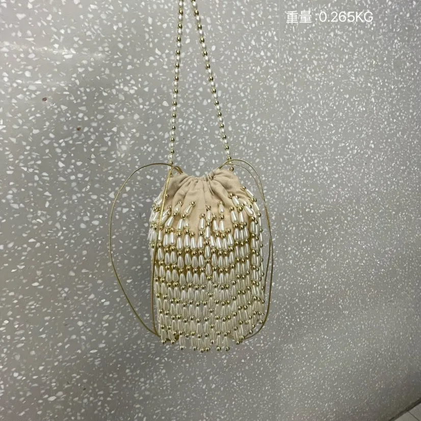 2025 New Woven Beaded Women Bag Irregular Pearl Silk Satin Handbag Evening Underarm Bag Single Shoulder Bag
2025 New Woven Beaded Women Bag Irregular Pearl Silk Satin Handbag Evening Underarm Bag Single Shoulder Bag