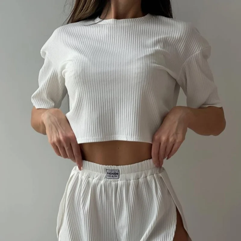 Summer New Ladies 2025 Europe and the United States Casual Short-Sleeved Pyjamas Comfortable Sexy Shorts Big Yards Homewear Suit
Summer New Ladies 2025 Europe and the United States Casual Short-Sleeved Pyjamas Comfortable Sexy Shorts Big Yards Homewear Suit