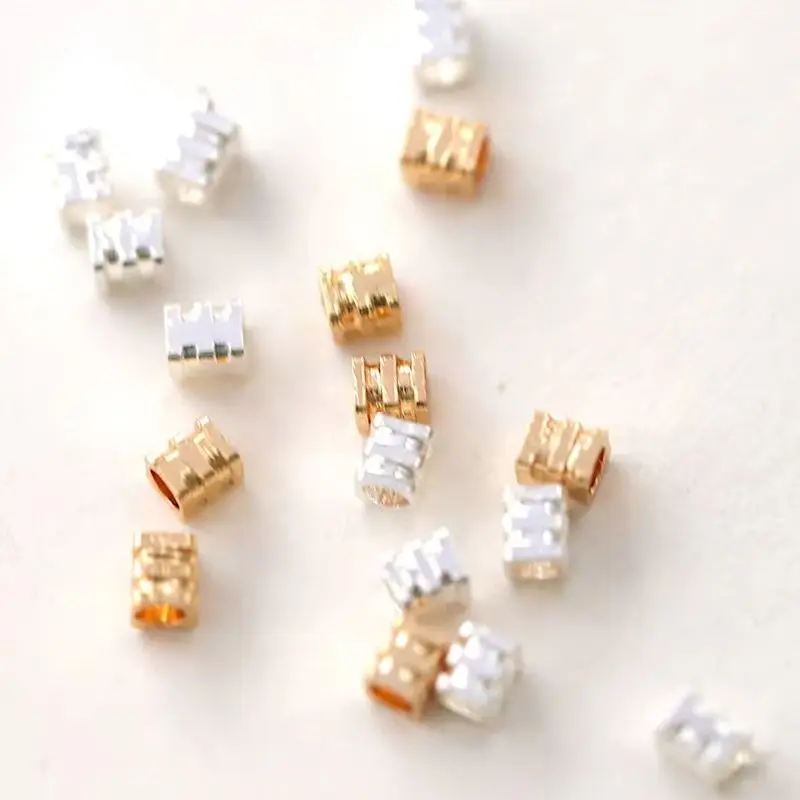 100PCS 2x2x2.5mm 14K Gold Color Versatile Three-wire Square Beads Loose Beads Beaded Bracelet Necklace DIY Handmade Accessories
100PCS 2x2x2.5mm 14K Gold Color Versatile Three-wire Square Beads Loose Beads Beaded Bracelet Necklace DIY Handmade Accessories