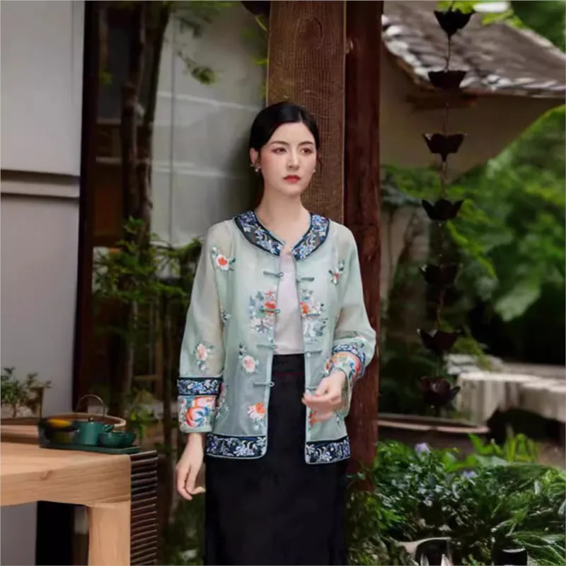 New Chinese women's dress style silk organza Hanfu dish heavy embroidery sunscreen shirt national blouse woman
New Chinese women's dress style silk organza Hanfu dish heavy embroidery sunscreen shirt national blouse woman