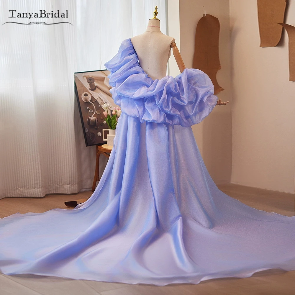 Organza Satin Wedding Long Cape With Train ,Puffy Sleeve ,Bridal Jacket ,Women Fashion Outfit Coat Chic DJ439
Organza Satin Wedding Long Cape With Train ,Puffy Sleeve ,Bridal Jacket ,Women Fashion Outfit Coat Chic DJ439