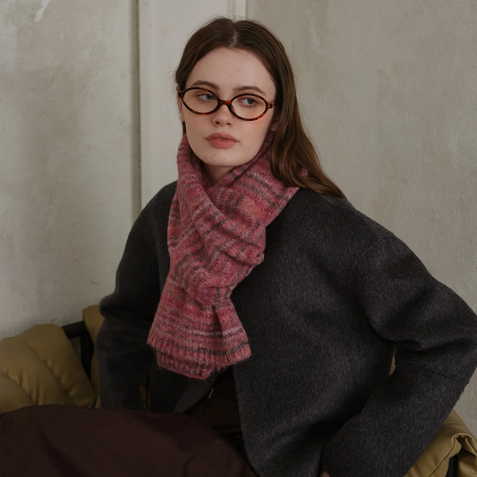 Retro Scarves Burgundy Warm Wool Scarf for Women Autumn and Winter Wool Men Blue Pink Knitted Wraps Irregular Patterns Keep Warm
Retro Scarves Burgundy Warm Wool Scarf for Women Autumn and Winter Wool Men Blue Pink Knitted Wraps Irregular Patterns Keep Warm