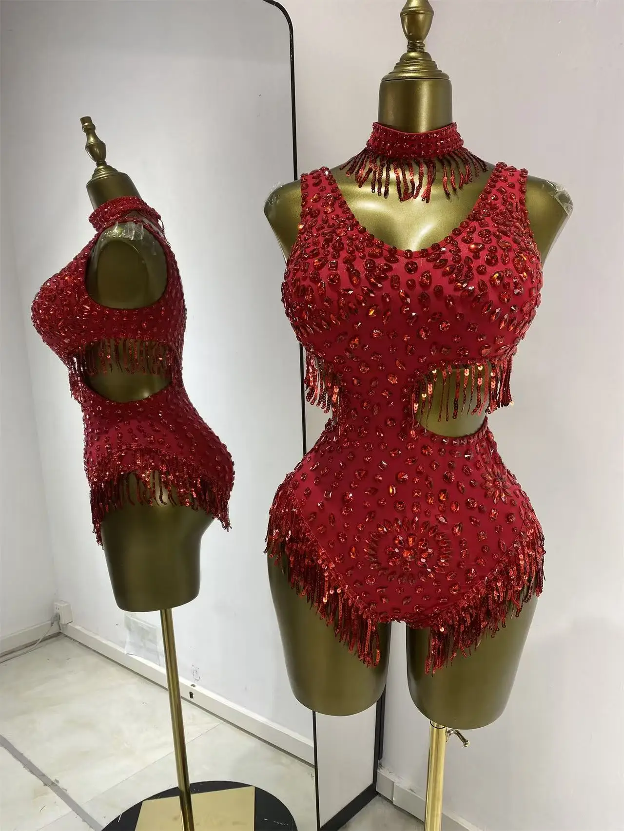 Rhinestone Tassel Jumpsuit with Choker Nightclub Dance DJ Adult Dress Sparkling One-Piece for Women
Rhinestone Tassel Jumpsuit with Choker Nightclub Dance DJ Adult Dress Sparkling One-Piece for Women