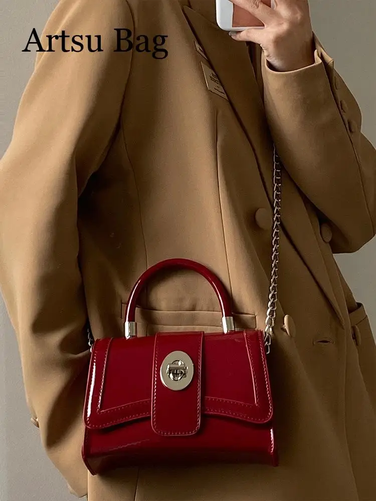 New Handbag for Women Shoulder Crossbody Bag High-End Red Luxury Fashionable Trend Versatile Casual Small Square Bag
New Handbag for Women Shoulder Crossbody Bag High-End Red Luxury Fashionable Trend Versatile Casual Small Square Bag